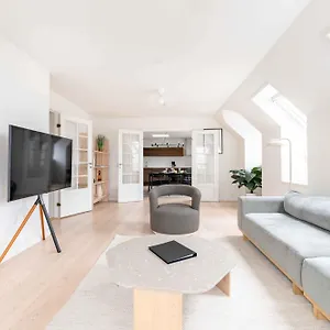 Xl Exclusive Penthouse By & Tivoli Apartment